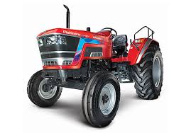 novo_605_tractor